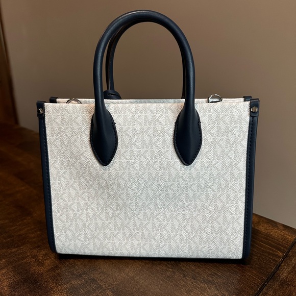 NWOT Michael Kors Mirella Small Signature Logo Crossbody Bag - Picture 9 of 9